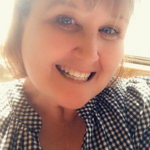 Meet your Posher, Mel